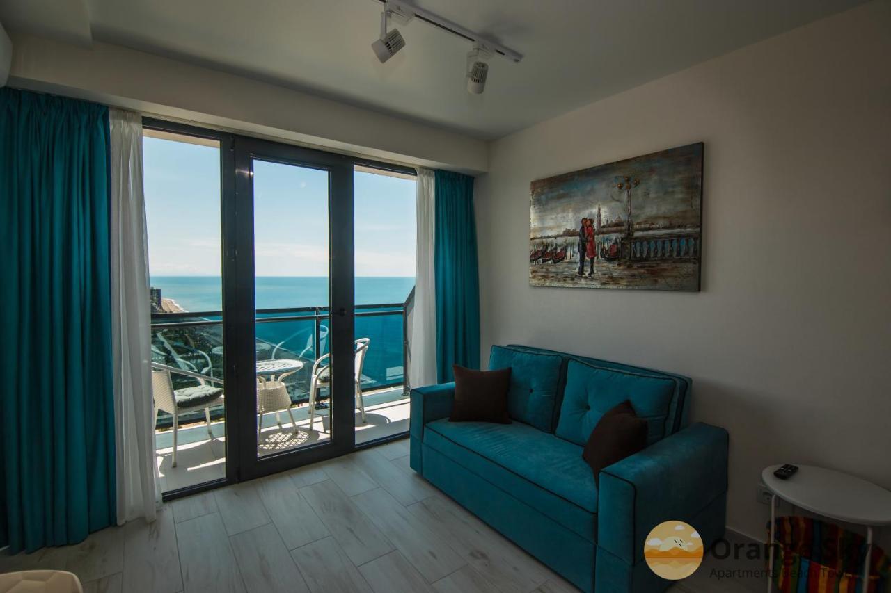 Orange Sky Apartments Beach Tower Batumi Eksteriør billede